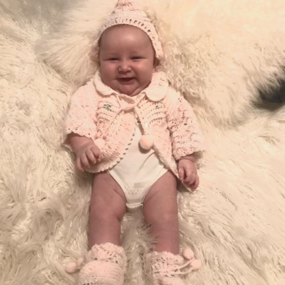 Vintage Pink PomPom Bon Bon Baby Crochet Sweater Hat Booties Set - Picture 4 of 11